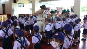 ร.ร.เทพนารี จัดพิธีเข้าประจำกองลูกเสือสำรอง