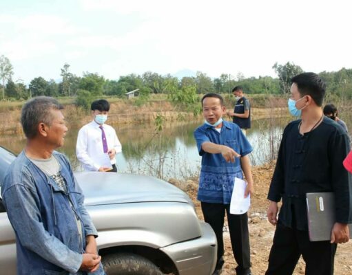 ศูนย์ดำรงธรรม อ.เมืองแพร่ เข้าตรวจสอบ กลิ่นเหม็นขี้หมู